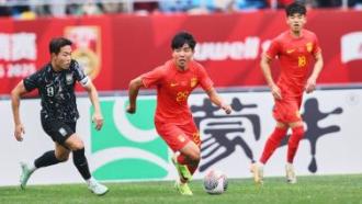 名宿：在我看来莱奥是边锋不是前锋；他配得上米兰10号球衣